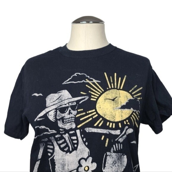 ODM Take It Easy Life's Too Short Gardening Skeleton Graphic Crewneck T Shirt S - Picture 3 of 8